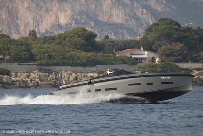 07 10 2009 - Saint Jean Cap Ferrat (FRA,06) Wally Yachts - Wallypower 55