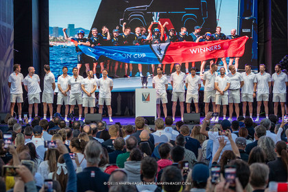 04 10 2024, Barcelona (ESP), 37th America's Cup, Louis Vuitton Cup Final, Race Day 7 , Prizegiving