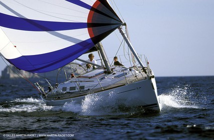 Monocoque de croisiere sous voile