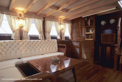 Classic Yachts, Classic Motor yachts