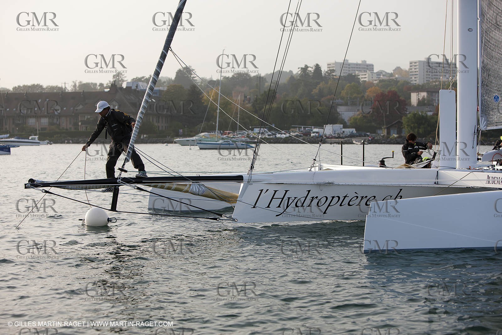 09 10 2010 - Morges (SUI) - L'Hydroptère.CH - 1st sail