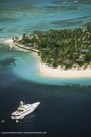 Powerboating, super Yachts