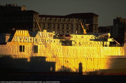 Marseile - Port activities