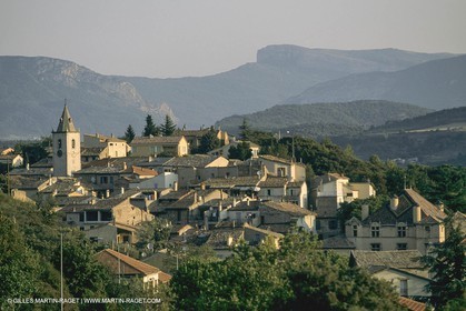 France, Provence, Haute Provence, Val de Durance, Durance river valley, Saint Auban