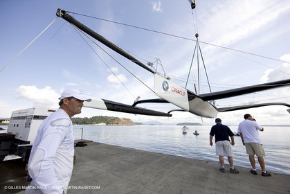25 08 08 Anacortes (USA, WA) - New 90ft trimaran launch
