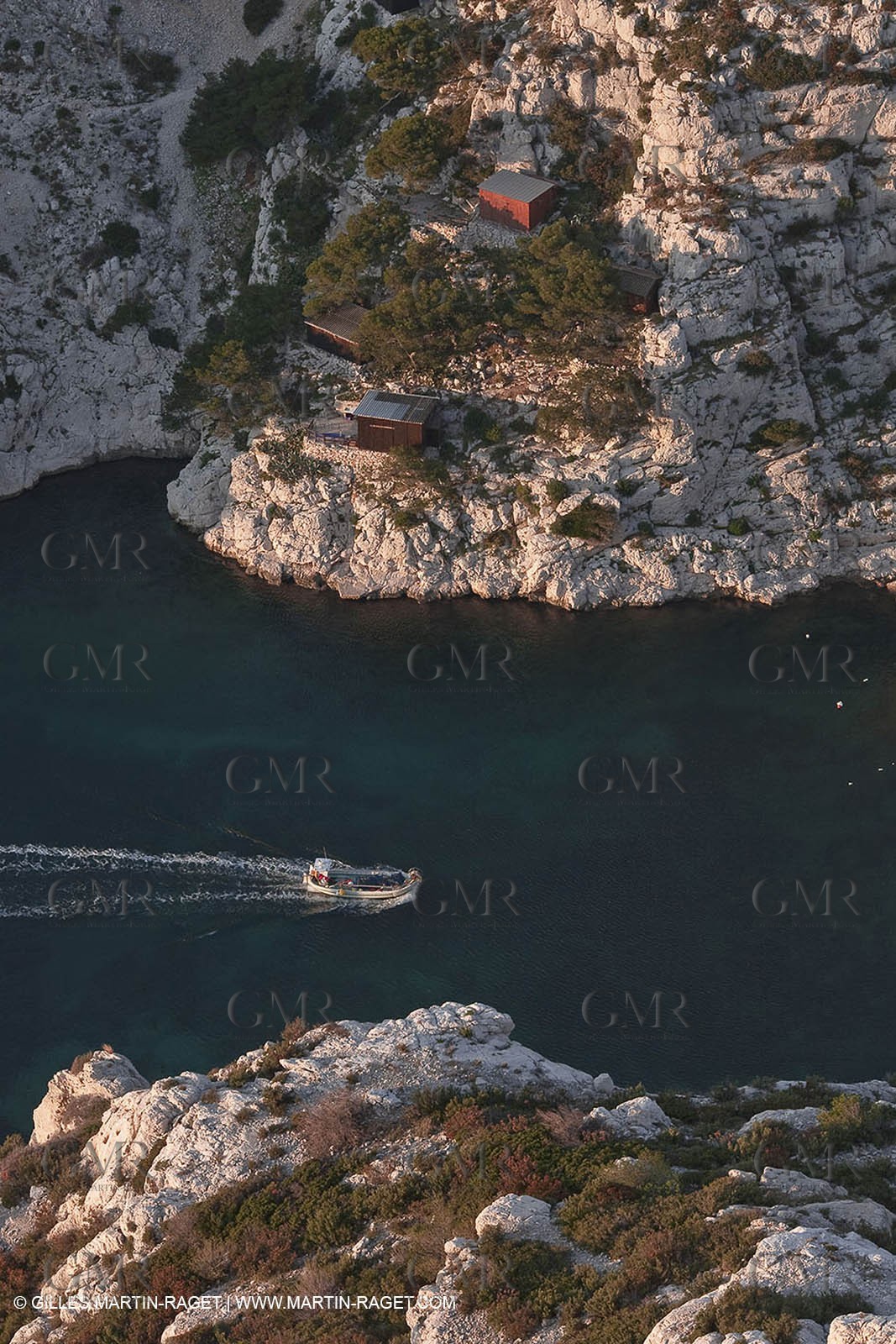 Décember 2009 - Marseille (FRA) - Les Calanques - Morgiou as seen from Sugiton Belvedere