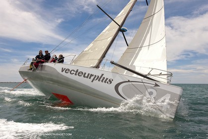 01 06 2010 - Port Camargue (FRA,30) - Class 40 Vecteur Plus, entraînements