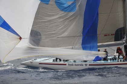 19 06 2024, Porquerolles Island (FRA), Championnat du monde des 12 m JI 2024, Race Day 1