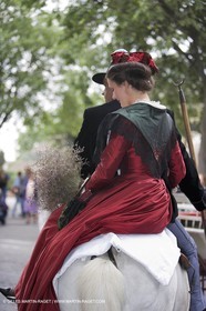 Arlésiennes en costume - Fête des Gardians - Arles
