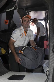 10 10 2014, Alicante (ESP), Volvo Ocean Race 2014-15, Team Alvimedica, final loading