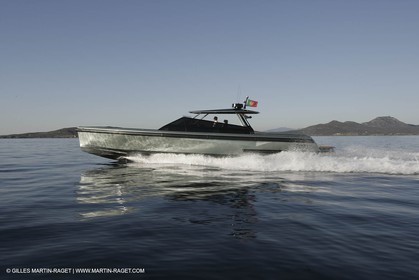 16 07 2007 - Portisco (Italie, Sardaigne) - Wally Power 47 millesime 2007