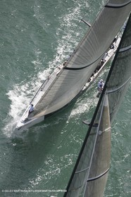 29 01 2009 - Auckland (NZL) - Louis Vuitton Pacific Series - BMW ORACLE Racing - Training