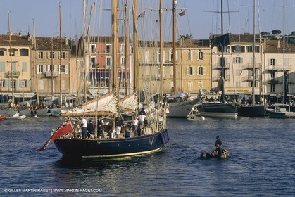 Sailing, Nioulargue, Voiles de Saint Tropez, Dock ambiances