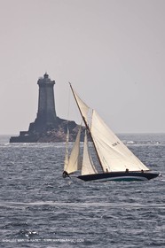 19 05 2010 - Raz de Sein (FRA,29) -  Pen Duick
