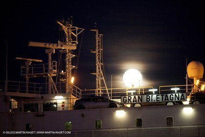 27 01 2010 - Valencia (ESP) - 33rd America's Cup - BMW ORACLE Racing - Training in Valencia