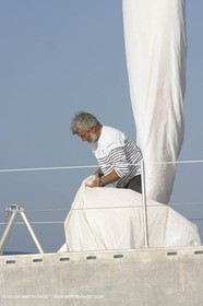 Round the world record wrong way - Adrien - Jean-Luc Van de Heede - Les Sables d'Olonne Start