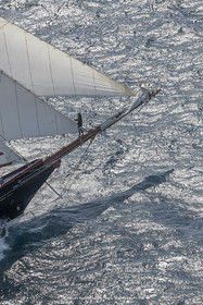 28 09 2022? Saint-Tropez,(FRA,83), Les Voiles de Saint-Tropez 2022 Régate N° 2 poup les modernes, navigation libre pour les grandes goélettes