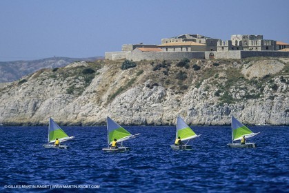 Sailing, Dinghies, Sailing Schools
