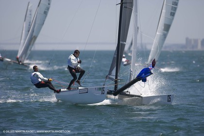 07-04-07 - ISAF SAILING WORLD CHAMPIONSHIPS - CASCAIS 2007 - DAY 1 - Tornado Class - FRANCE - Revil-Espagnon