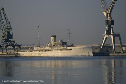 Super Motor Yachts, Delphine