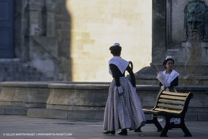 Arles (FRA,13) - Costume from Arles Fest