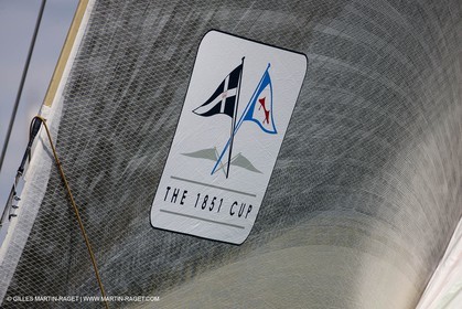 02 08 2010 - Cowes (UK, IOW) - The 1851 Cup -  BMW ORACLE Racing - Training Day.