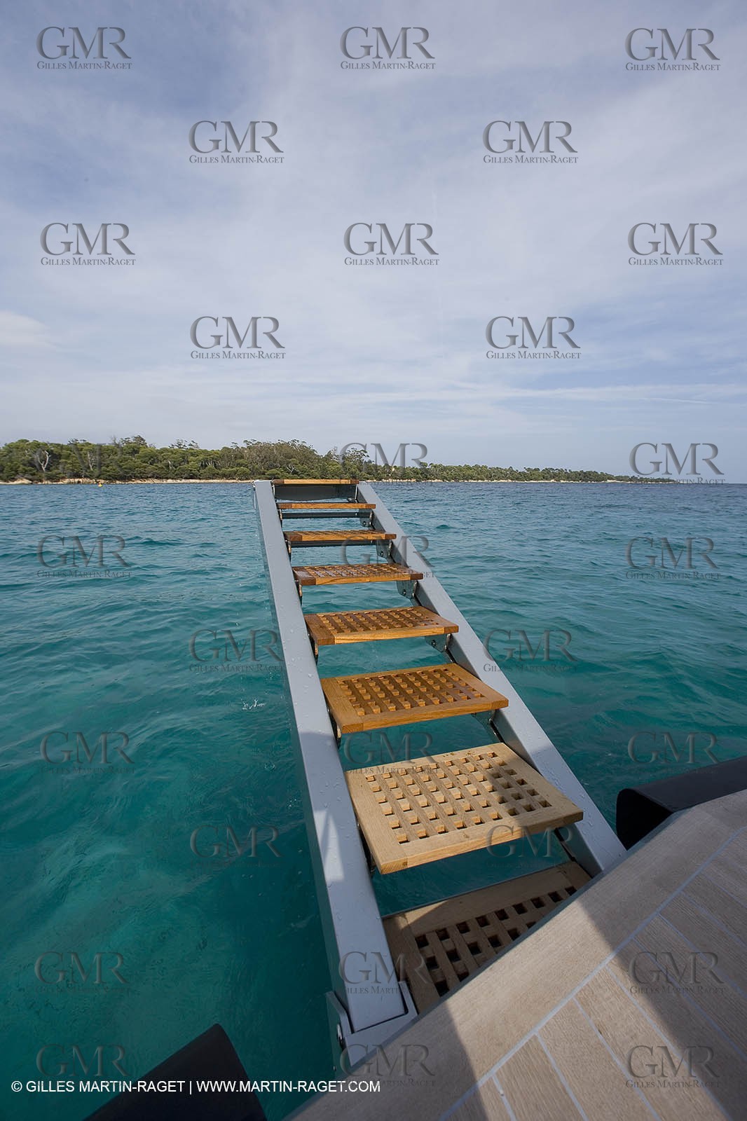 29 09 2007 - St Jean Cap Ferrat - Wally Yachts - Wally Power 70 - Lau Lau