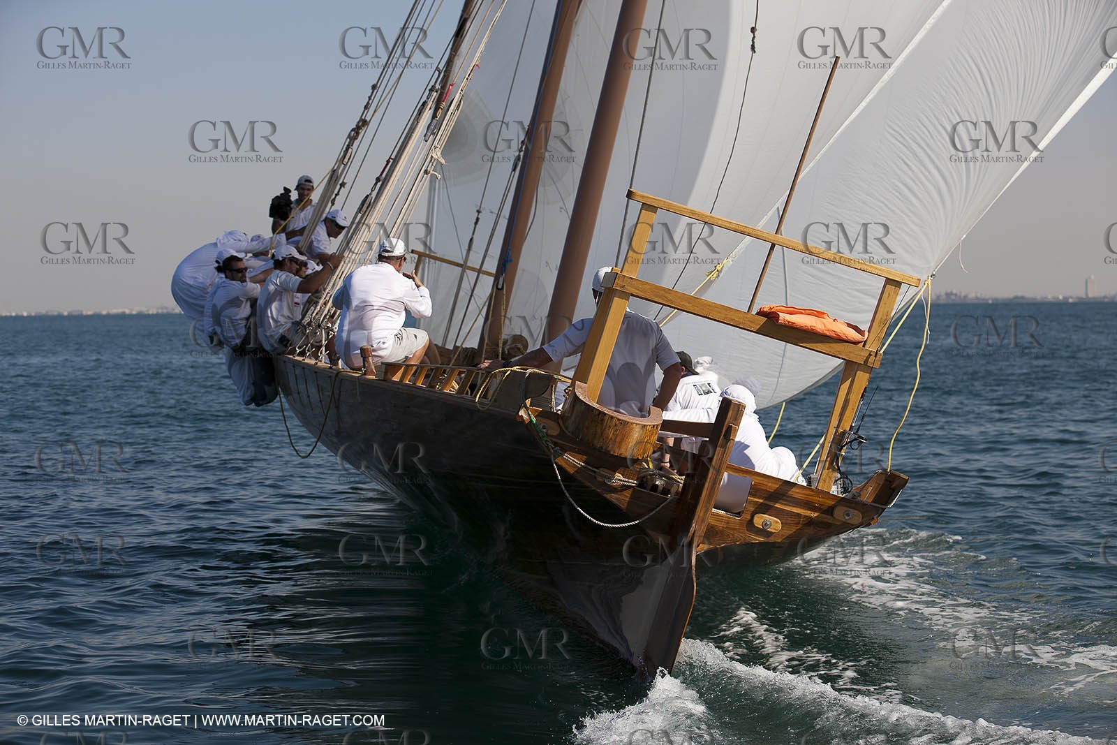 20 11 2010 - Dubai (UAE) - Dubai Louis Vuitton Trophy - Traditionnal dhow races for competing teams