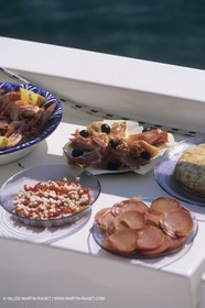 Motor Yachts, Super Motor Yachts