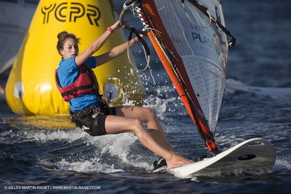 GMR_MEDCUP014_1585