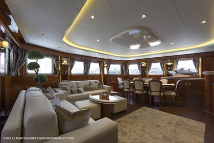 Al Azizi oficial launchat the Mucem museum - H2X boatyard - Oceanographic research ship - Marseille (FRA,13) - 27 05 2014