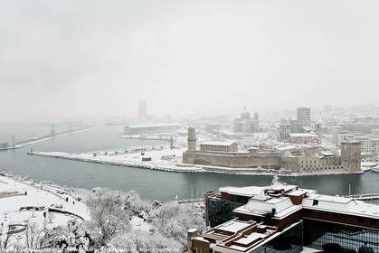 07 01 2009 - Marseille (FRA,13) - Quantité de neige exceptionelle sur la ville
