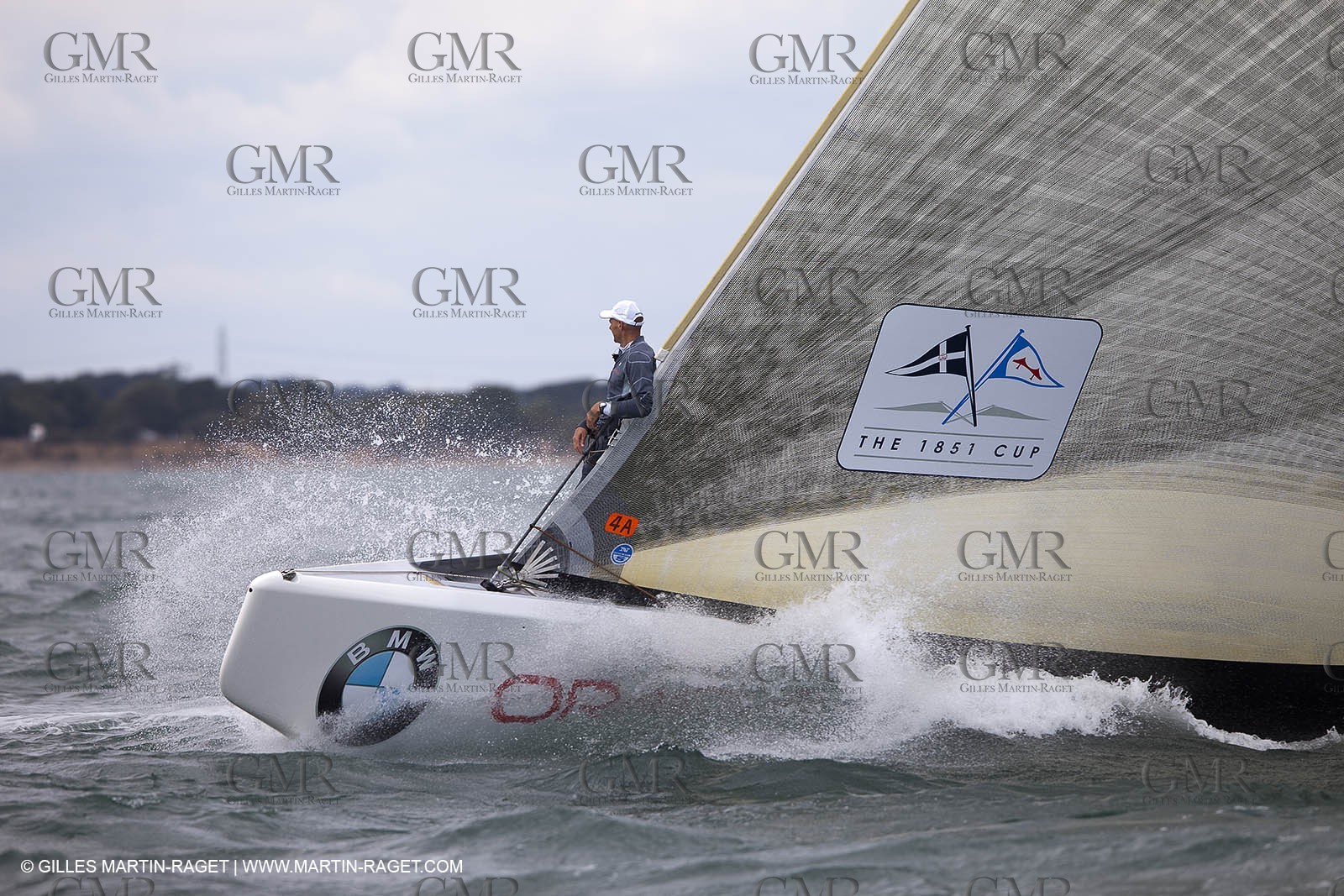 02 08 2010 - Cowes (UK, IOW) - The 1851 Cup -  BMW ORACLE Racing - Training Day.