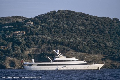 Super Motor Yachts,