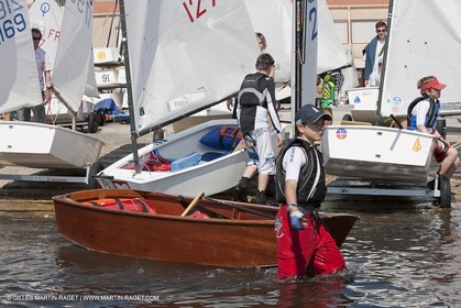 24 05 2010 - Hyères (FRA,83) - Optimist en bois