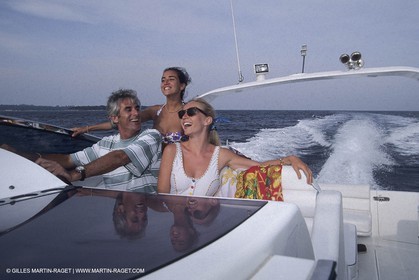 Moteur, croisière, Powerboating, cruising, people, personnages, femmes, couples, enfants, familles