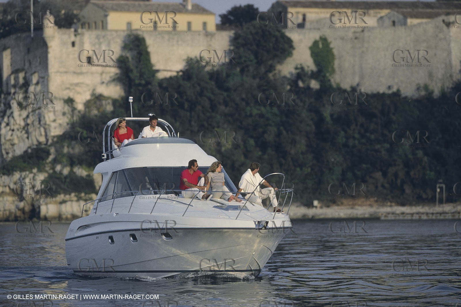 Powerboating, cruising,