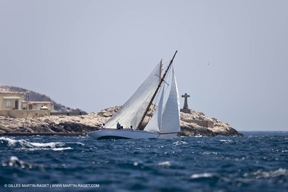 Sailing, Classic yachts, Voiles Vieux Port 2009, Marseille (FRA)