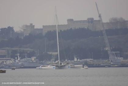 Geronimo - Jules Verne Trophy 2001 start - Brest