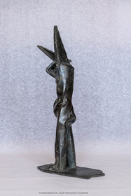 05 08 2019, Marseille (FRA), Oeuvre de Germaine Richier, Guerrier n° 2 1953, Bronze patiné foncé, Fondeur : L.Thinot, Paris, 39 x 9 x 20 cm, Collection particulière