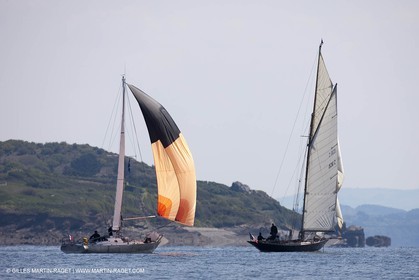 19 05 2010- Brest  - (FRA,56)  -  Les Pen Duick en rade de Brest