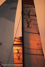 21 11 2010 - Dubai (UAE) - Dubai Louis Vuitton Trophy -  Round 2 - BMW ORACLE Racing