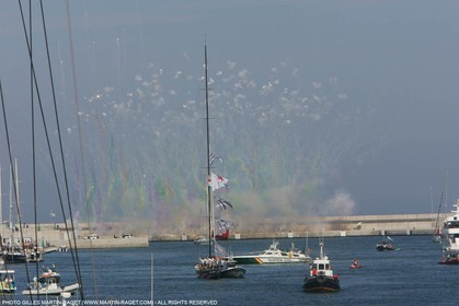 03 07 2007-Valencia (Spain)- 32nd America's Cup - Final Match - Day 8 - Alinghi vs Emirates Team New Zealand