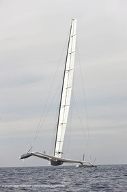 11 11 2009 - San Diego (USA, CA) - 33rd America's Cup - BMW ORACLE Racing - Wing Trials, Day 2