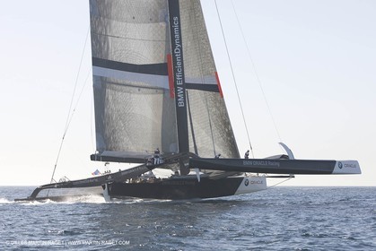 14 11 2008 - San Diego (CA, USA) - America's Cup - BMW ORACLE Racing - 90 ft trimaran sea trials - San Diego