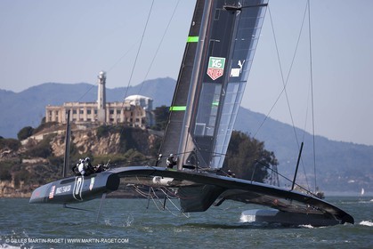 01 10 2012, San Francisco (USA,CA), 34th America's Cup, ORACLE Team USA AC72 training