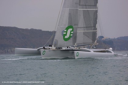 Géronimo - départ Trophée Jules Verne 2001 - Brest