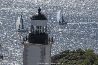 28 09 2022? Saint-Tropez,(FRA,83), Les Voiles de Saint-Tropez 2022 Régate N° 2 poup les modernes, navigation libre pour les grandes goélettes