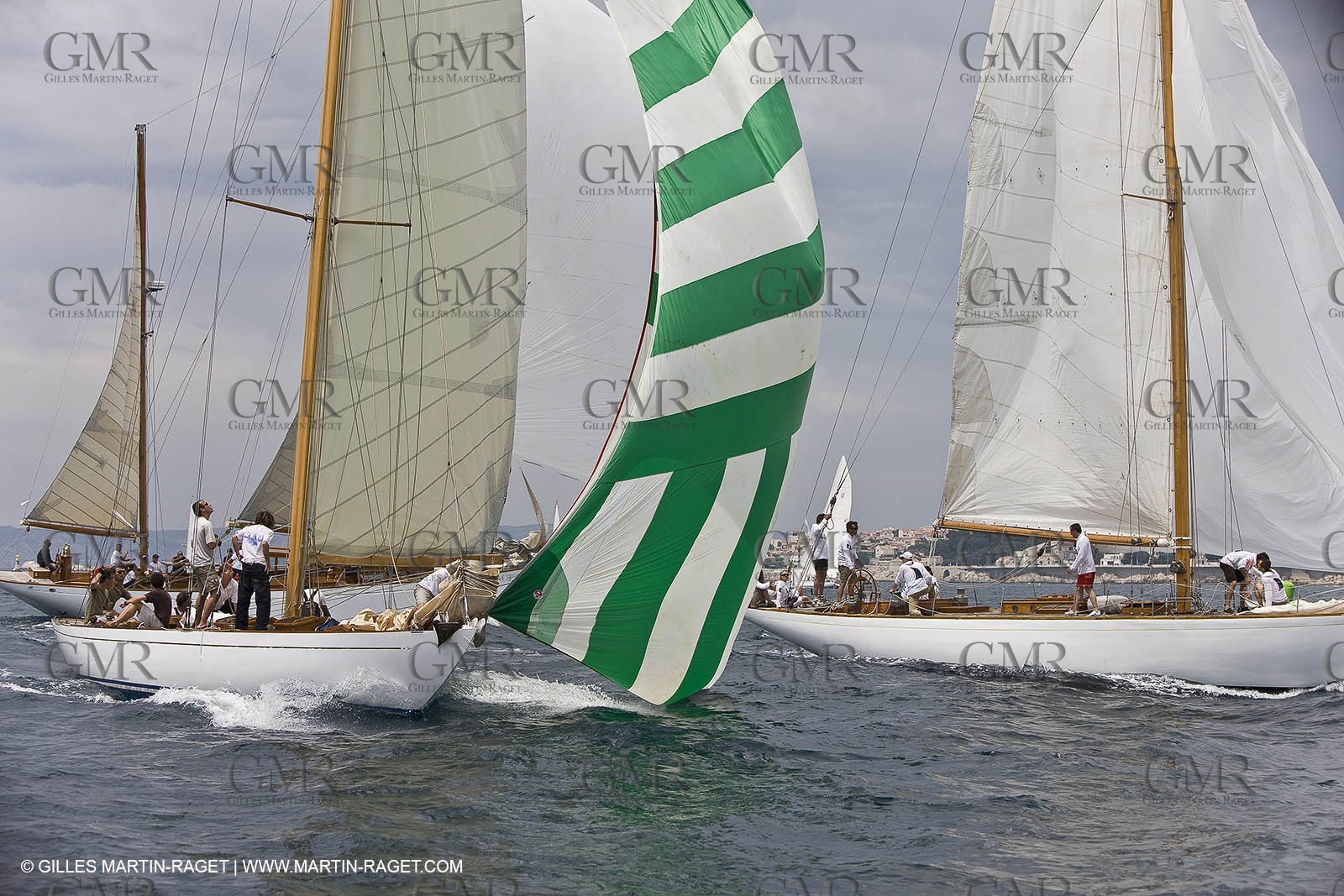 Sailing, Classic yachts, Voiles Vieux Port 2009, Marseille (FRA)