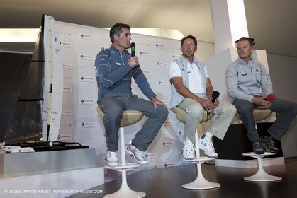 04 02 2010 - Valencia (ESP) - 33rd America's Cup - BMW ORACLE Racing - Media Day - R. Coutts - L J Ellison  - J Spitihill